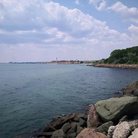 Apartment Emerald Beach And Spa , Satin 705 , Macedonia Street 61, Nesebar 8238 , Ravda